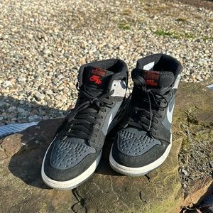 NIKE AIR JORDAN GORE-TEX (BLACK, GREEN, GREY)